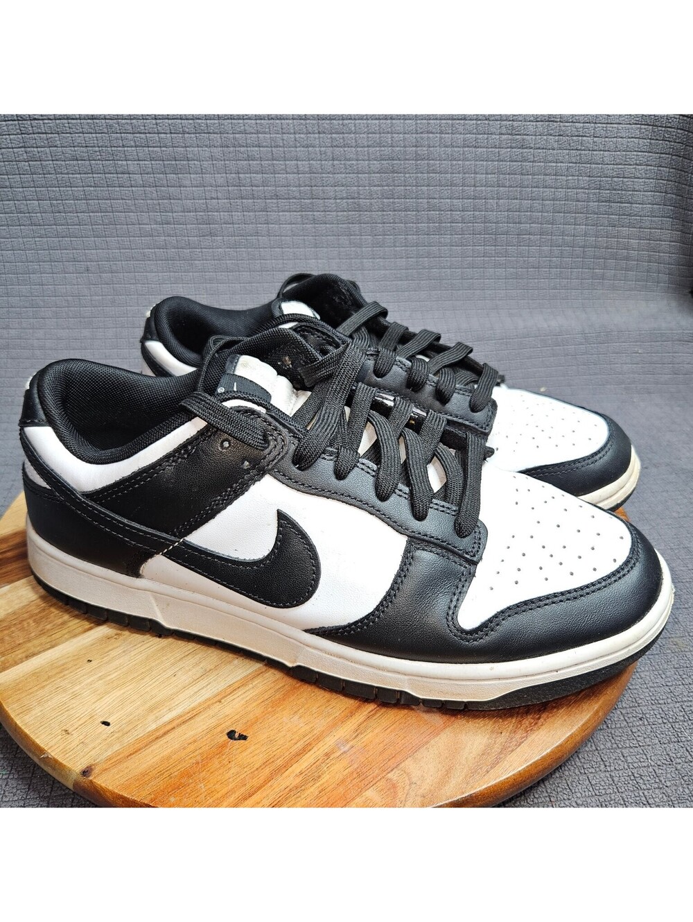 Nike Dunk Low Men's 9 Black White Panda Retro Lifestyle Sneakers
